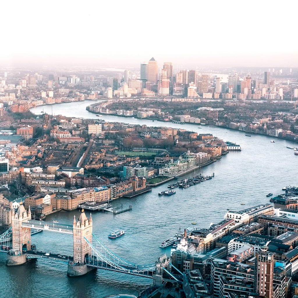 AionSparkles London cleaning services